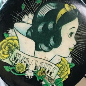 Meet your Posher, Sonia